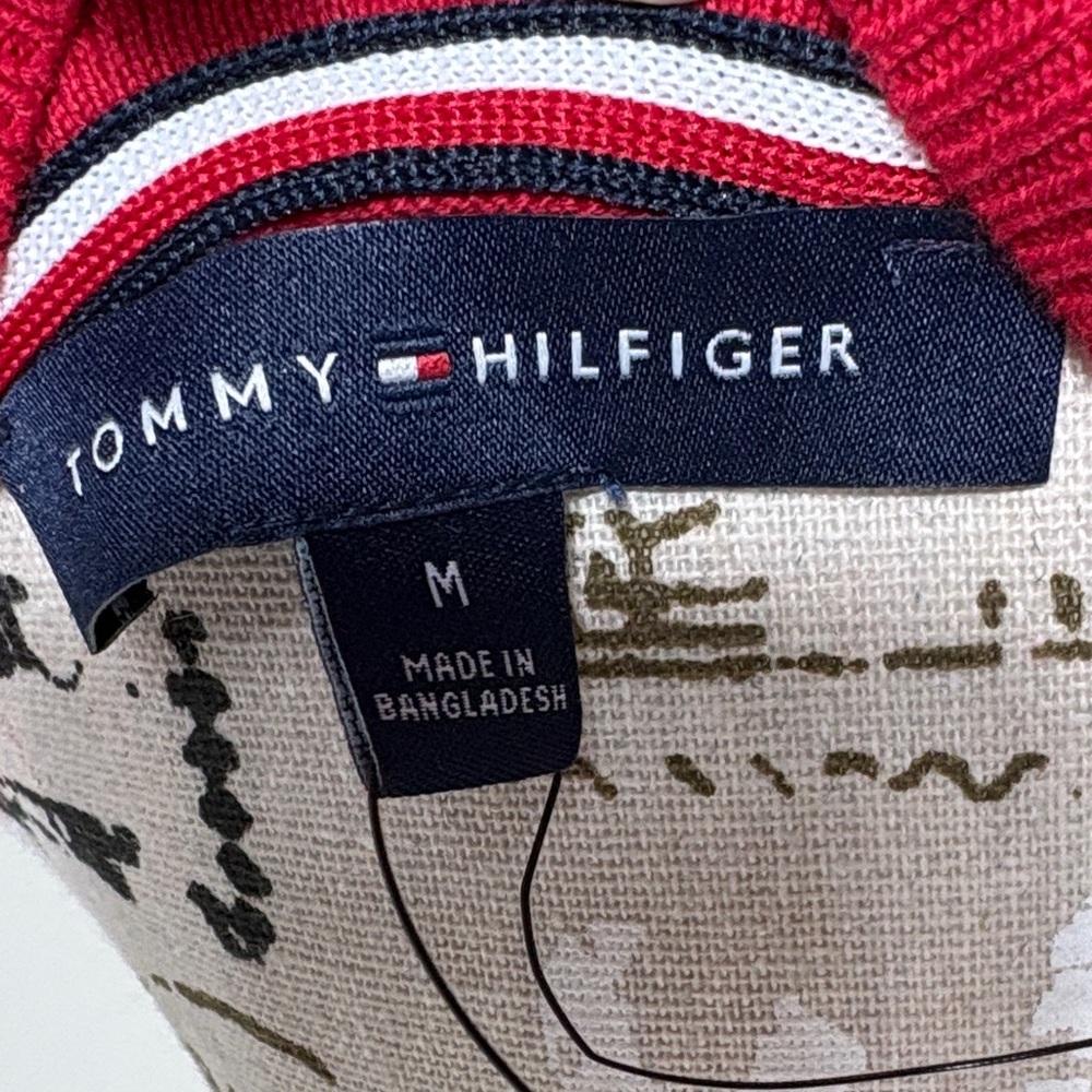 NWT Tommy Hilfiger Red Sweater with Bear Design - Picture 5 of 7